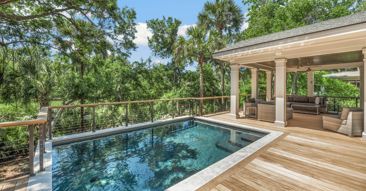 343 Governors Drive Pool