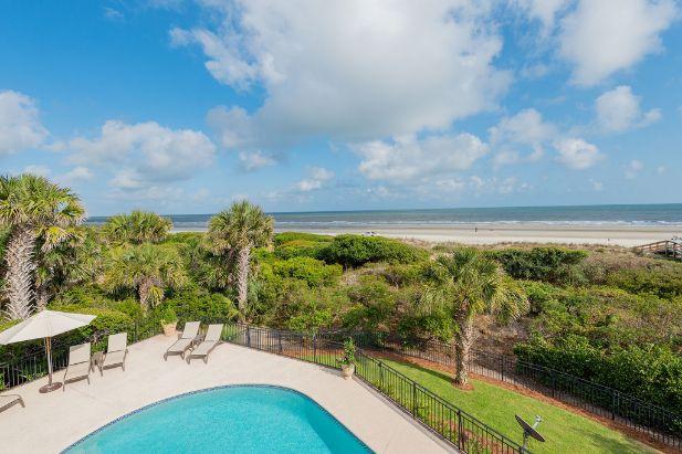 100 surfsong kiawah island pool with view of ocean
