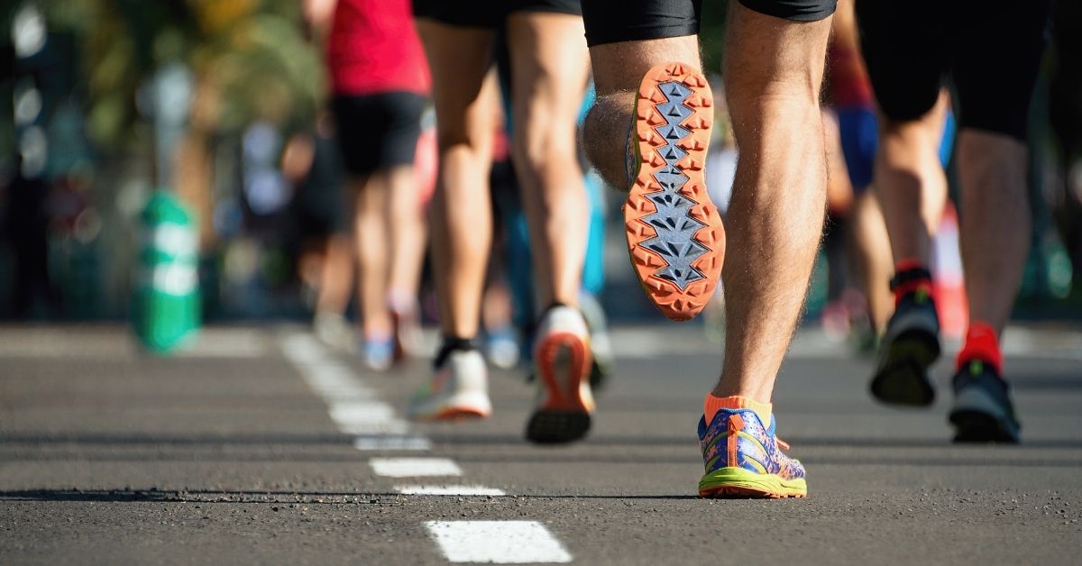 runners on pavement