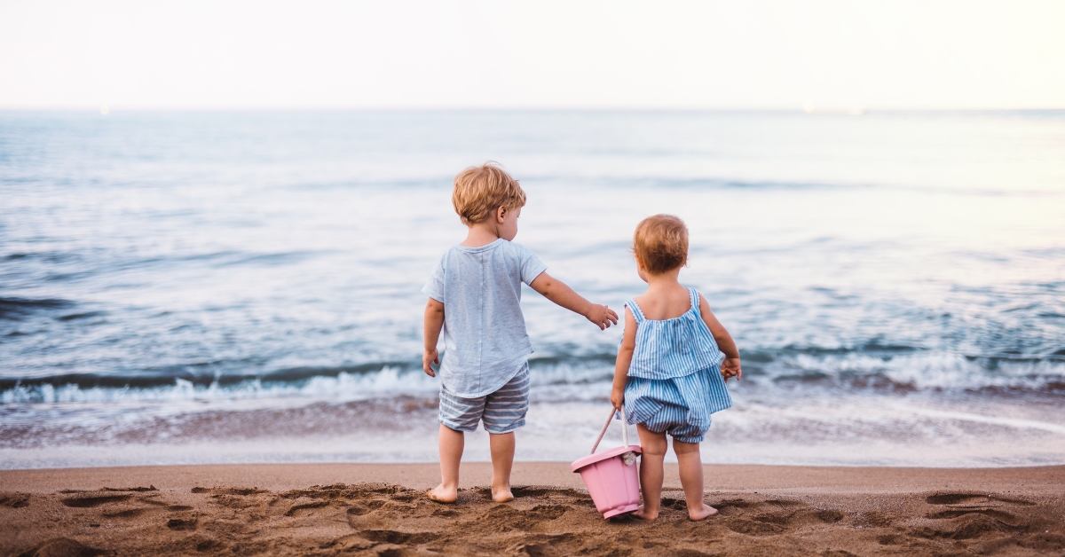 babies on beach