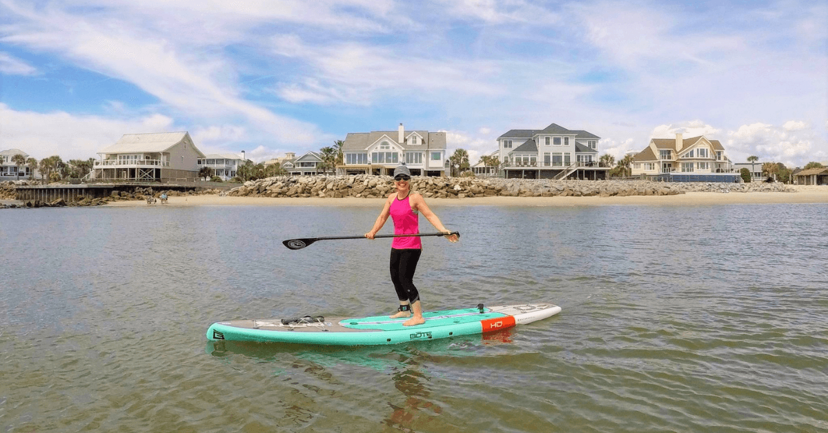 Jennifer Staron paddle board