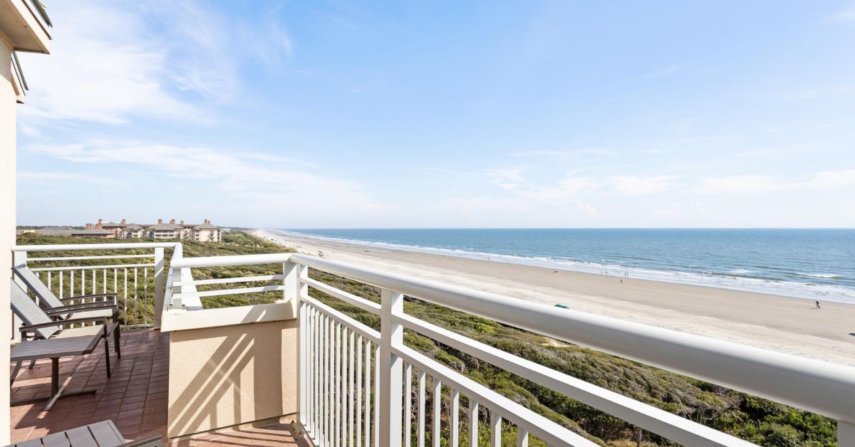 balcony of oceanfront villa on kiawah island